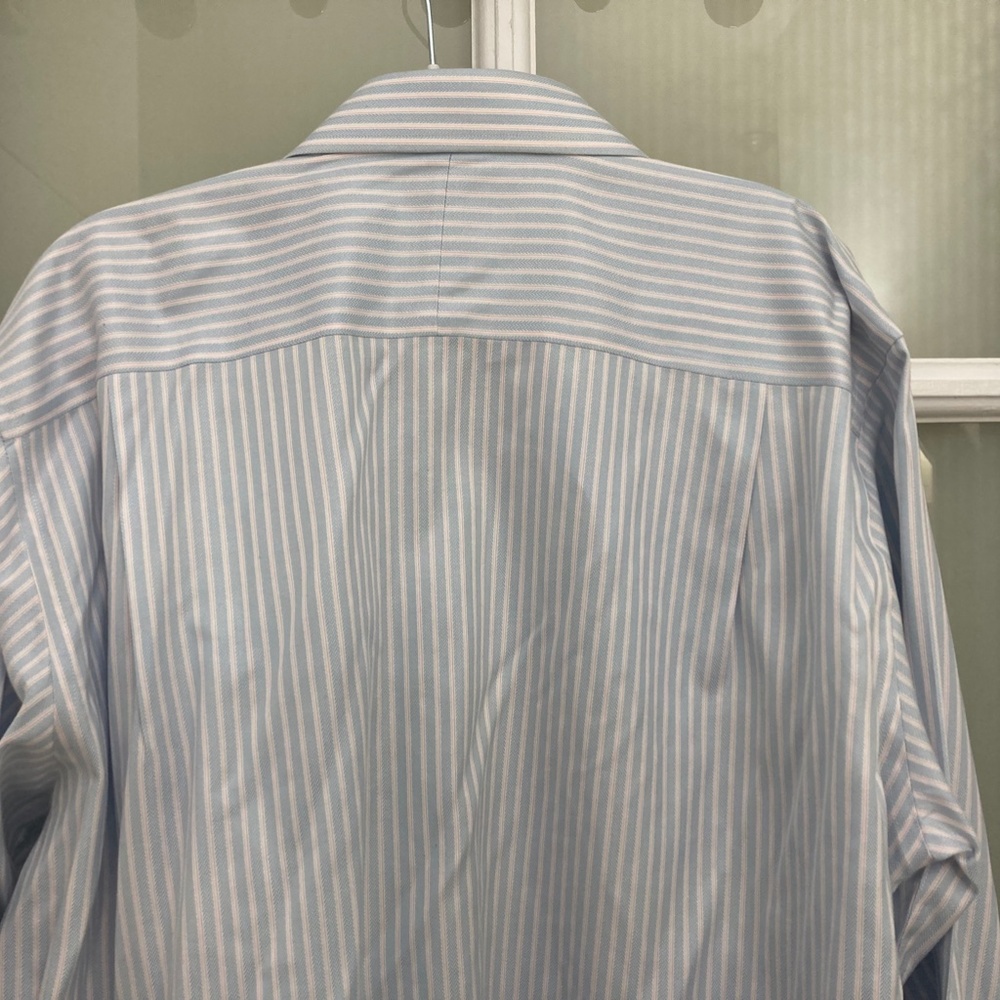 Jos. A. Bank Men's Blue & Pink Striped Dress Shirt Signature Collection 17 - 34 - Picture 3 of 8